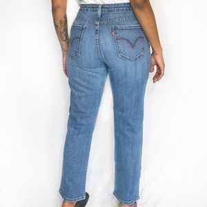 Levi’s classic mid rise skinny jeans